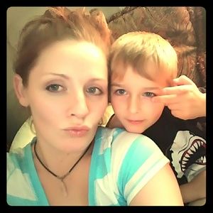 Meet your Posher, Kayla